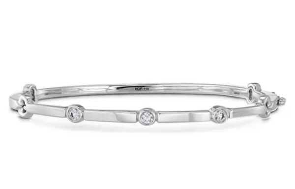 HEARTS ON FIRE COPLEY DIAMOND BANGLE HFB3COP00158W-M