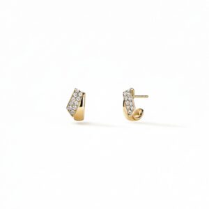 HEARTS ON FIRE INSIDE/OUT DIAMOND FLIP HUGGIES UU30028YGHV040