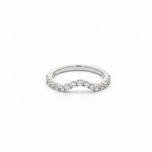 WHITE GOLD CURVED DIAMOND BAND W900115