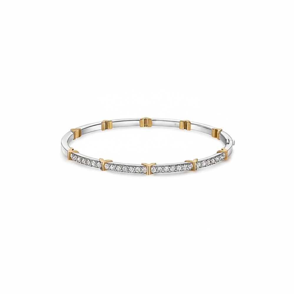 HEARTS ON FIRE COPLEY HALF PAVE DIAMOND BANGLE UU30778AGHV0855648