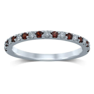 WHITE GOLD GARNET AND DIAMOND PAVÉ SET BAND M4773