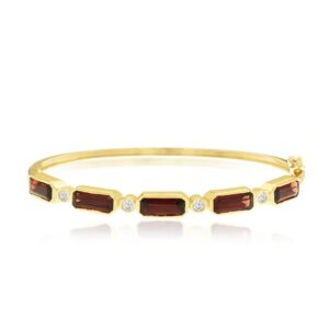 YELLOW GOLD GARNET & DIAMOND BANGLE H2986G