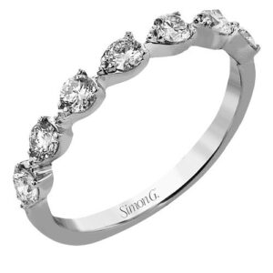 SIMON G. WEDDING BAND IN 18K GOLD WITH DIAMONDS LR3413