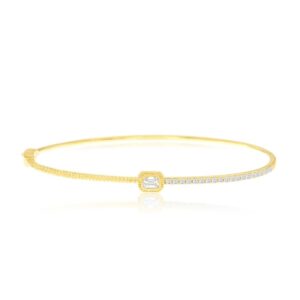 YELLOW GOLD DIAMOND BANGLE H3057D