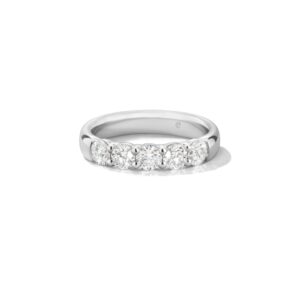 HEARTS ON FIRE SIGNATURE 5-STONE BAND UU2942PTGHV1006500