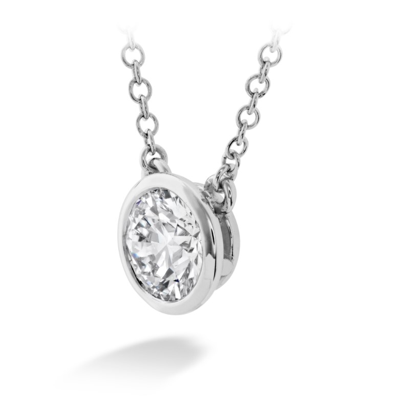 HEARTS ON FIRE CLASSIC BEZEL SOLITAIRE PENDANT HFPHCLABZ00258W