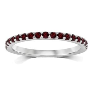 WHITE GOLD GARNET RING M6485