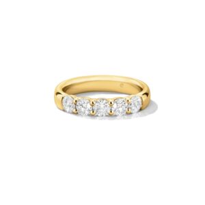 HEARTS ON FIRE SIGNATURE 5-STONE BAND UU29428YGHV1206500